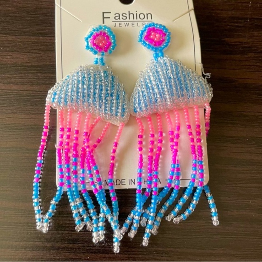 **NEW** Hand Beaded Jellyfish Earrings 🪼